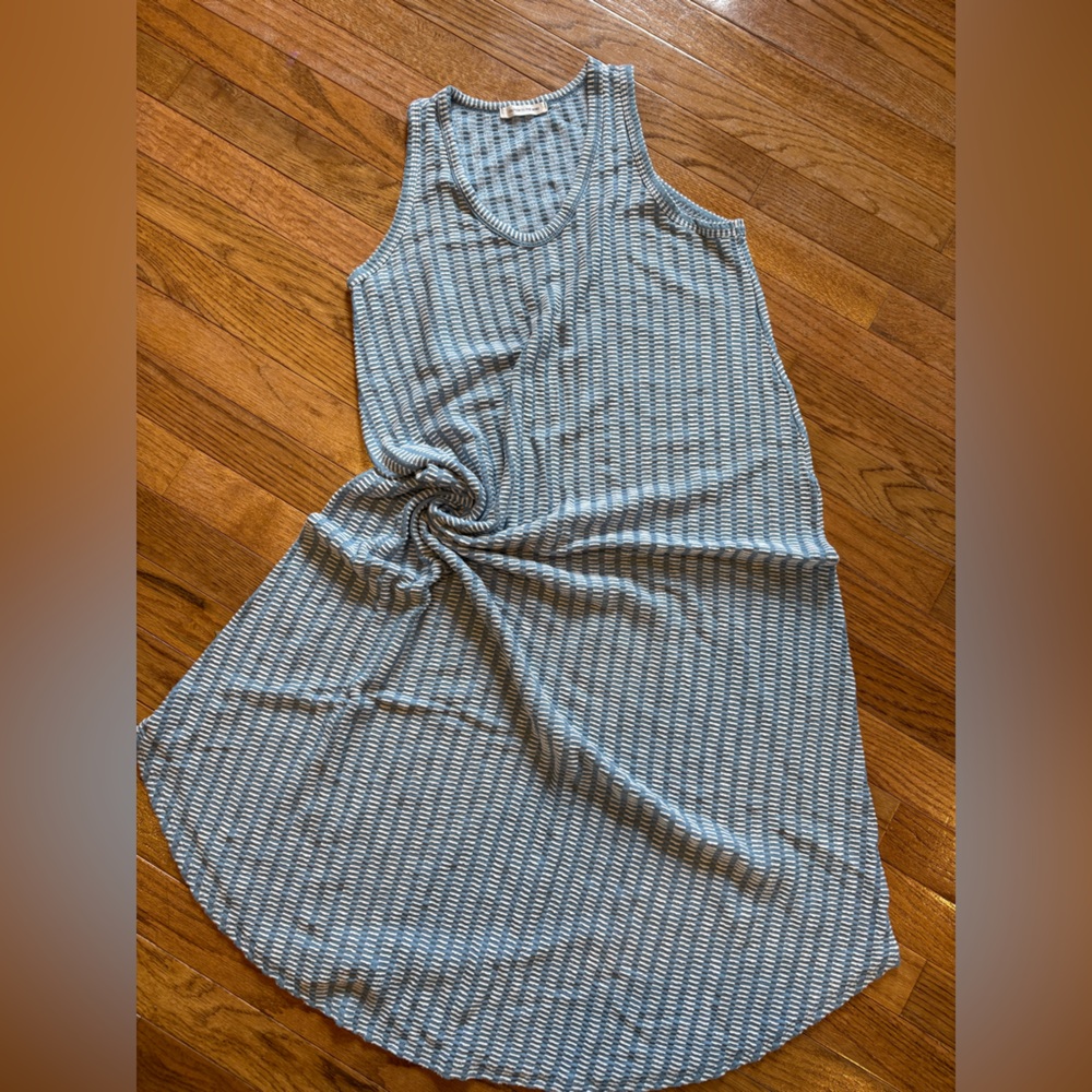 Caution to the wind Blue and White Patterned Sleeveless Dress